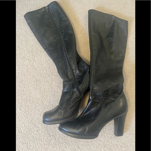 vintage leather boots - Picture 2 of 11